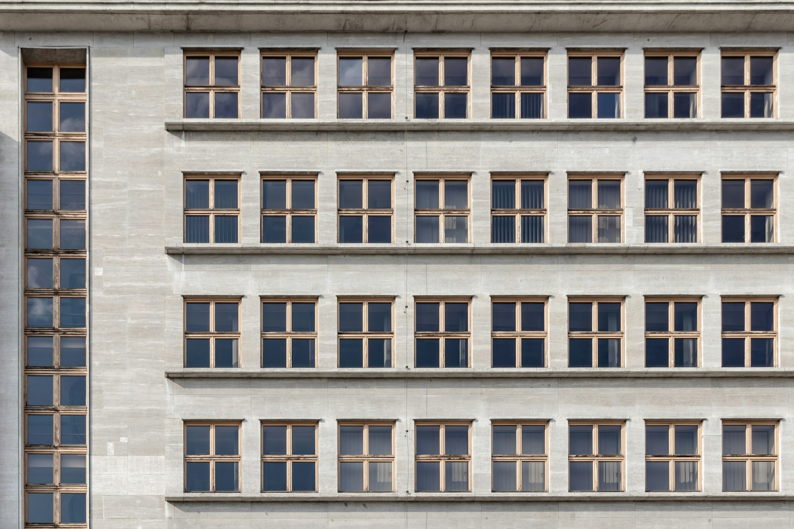 Fasada wentylowana - innowacyjne rozwiązania dla efektywności energetycznej i estetyki w nowoczesnym budownictwie