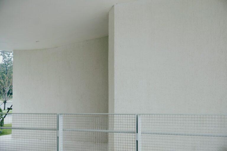 Innowacyjne techniki wyrównania ścian rewolucjonizują współczesne budownictwo