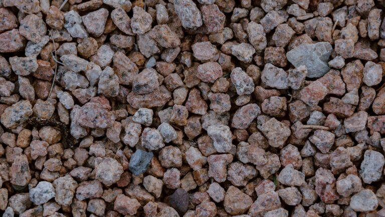 Keramzyt - niezbędny składnik nowoczesnego budownictwa - co powinieneś o nim wiedzieć?