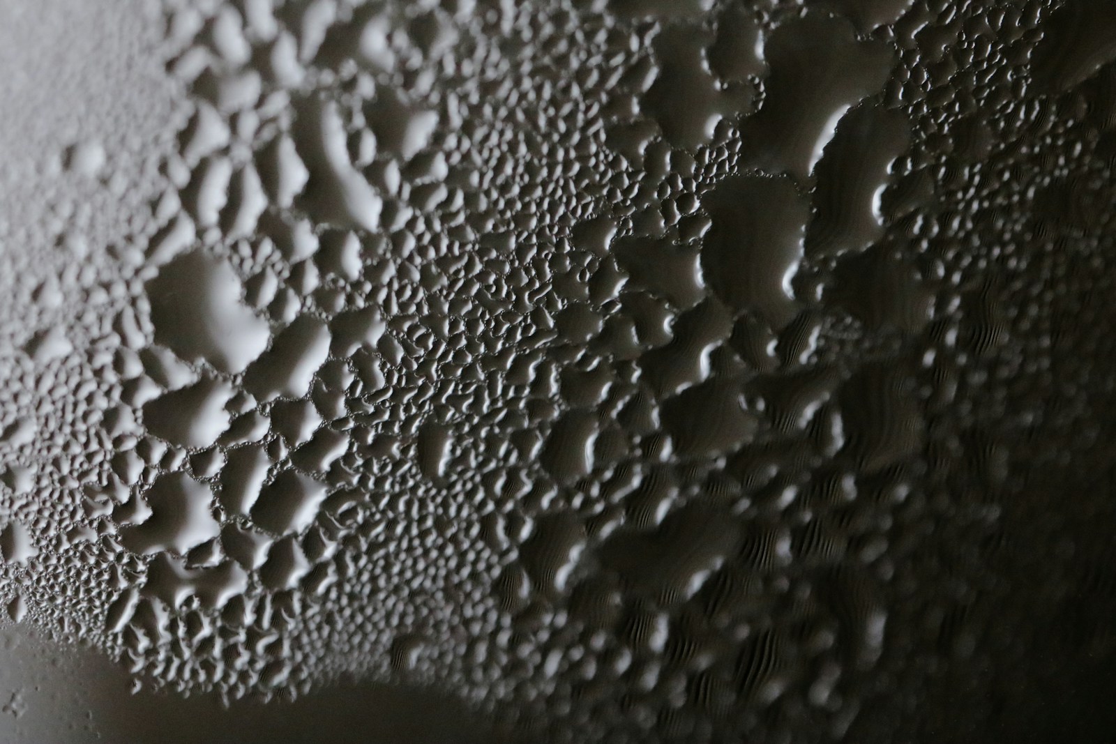 Osuszanie budynków - nowoczesne metody i technologie w służbie trwałości konstrukcji